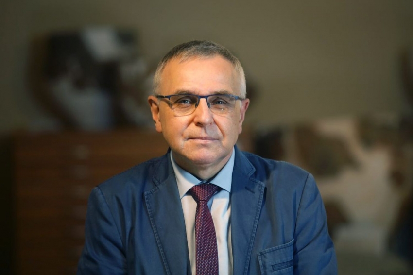 Prof. dr hab. Daniel Makowiecki - zdjęcie portretowe