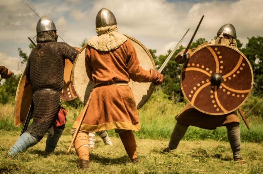 pokazy walki, wojownicy, średniowiecze